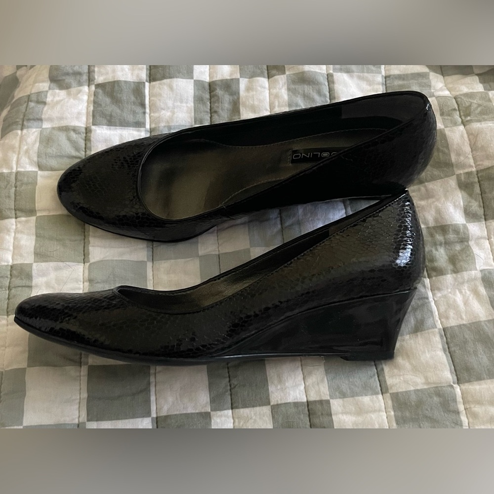 Bandolino Black Wedges - WOMENS SIZE 7
